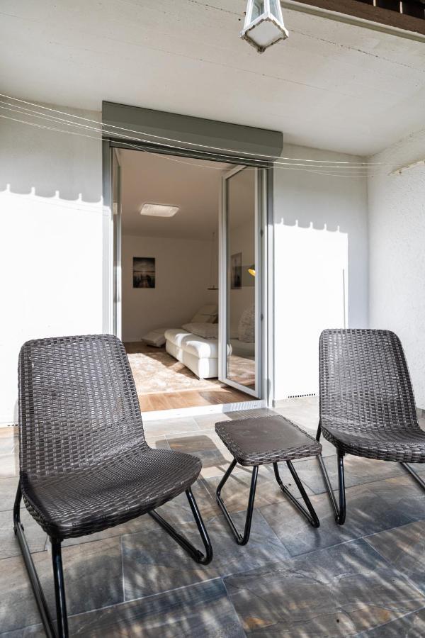 Sonnige Ferienwohnung In Neckarsulm Mit Massageliege & Wlan & Parken Екстериор снимка