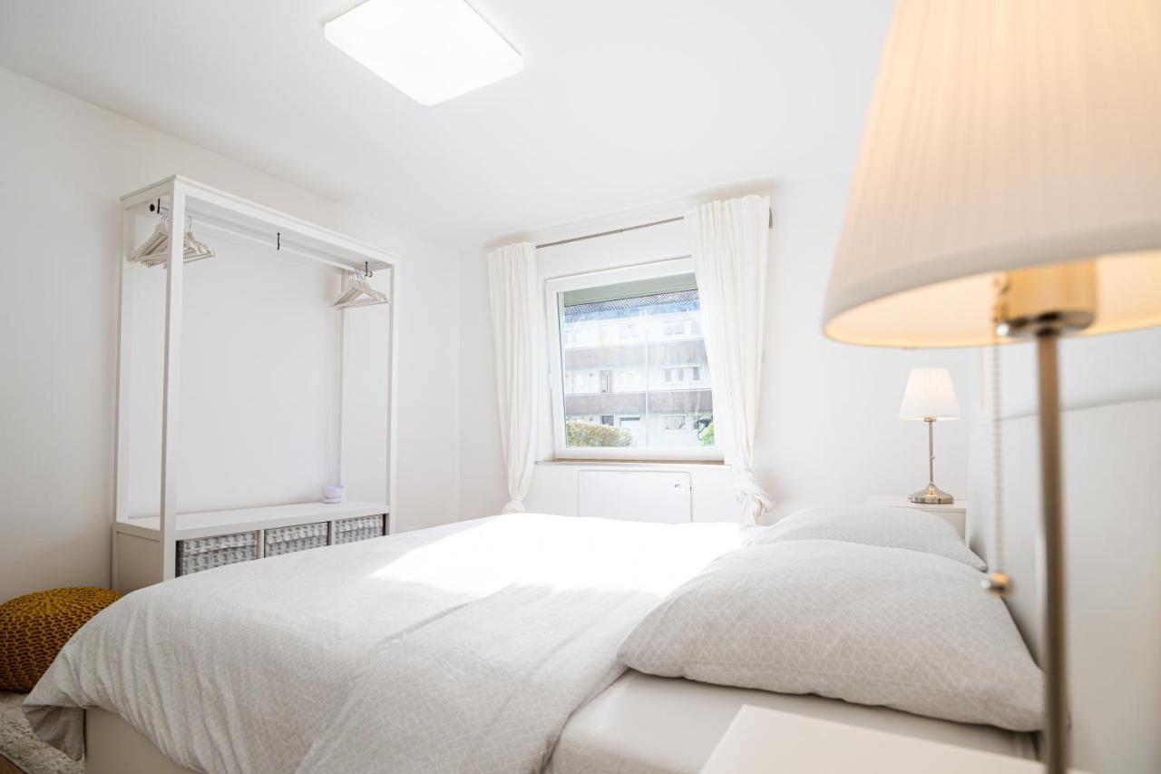 Sonnige Ferienwohnung In Neckarsulm Mit Massageliege & Wlan & Parken Екстериор снимка